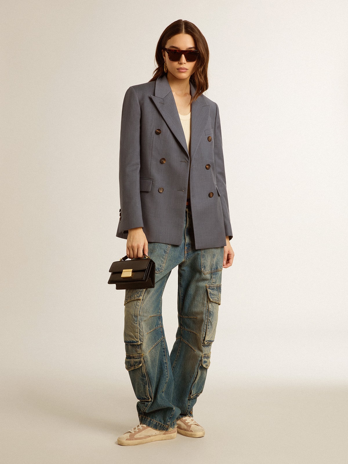 Woman's Super-Star in pale pink suede with suede star and platinum heel tab - Golden Goose Women