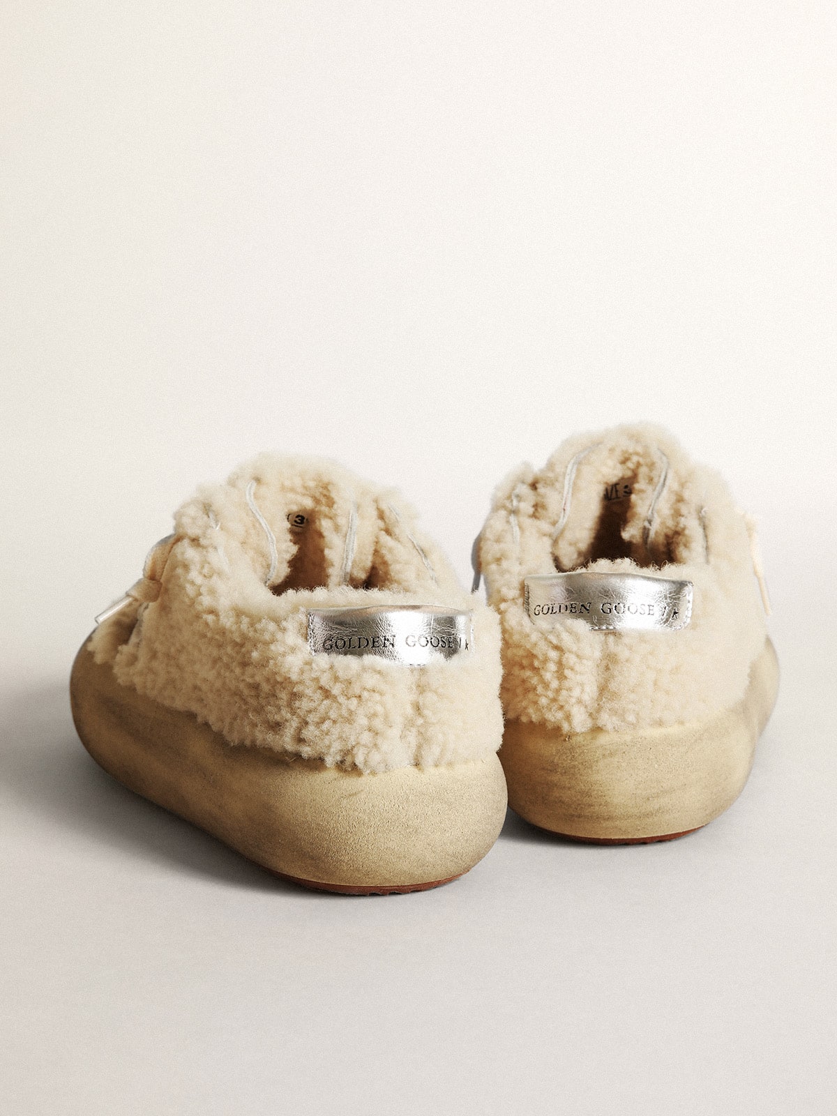 Women’s Space-Star shoes in beige shearling with white leather star and metallic leather heel tab - Golden Goose Women
