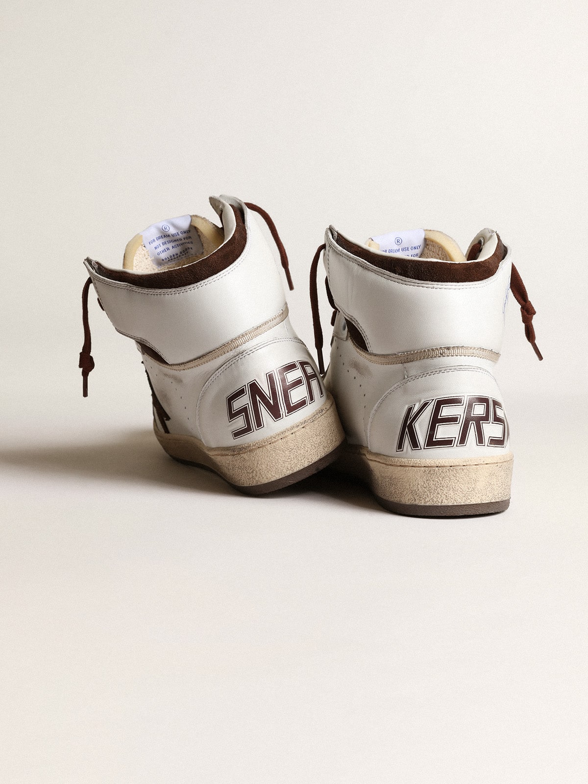Men’s Sky-Star in white nappa leather with a chocolate suede star - Golden Goose Men
