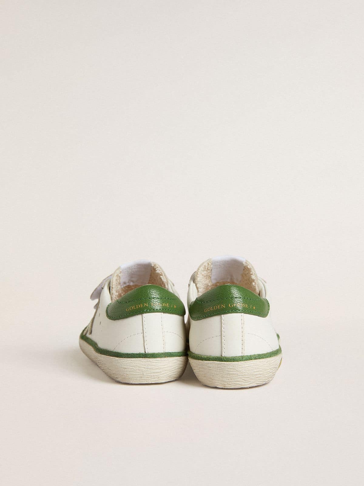 Teen Old School in white leather with green nappa heel tab and green insert - Golden Goose Kids