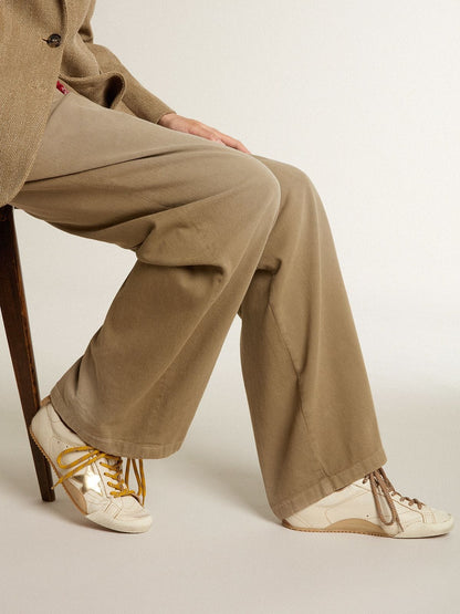 Women's True-Star in white nappa leather with gold star and beige suede heel tab - Golden Goose Women