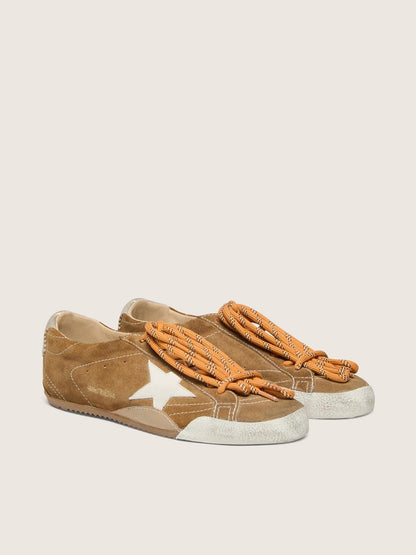 Women's True-Star in tobacco-colored suede with white star and platinum heel tab - Golden Goose Women