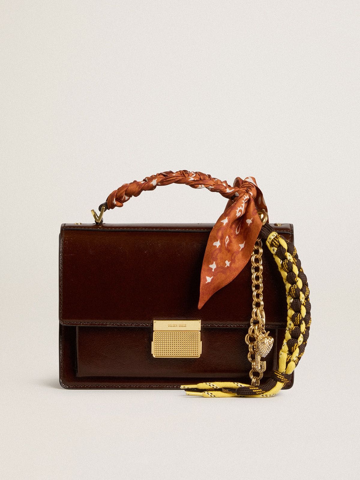 Charm with yellow and brown knotted hiking laces with chain - Golden Goose Women