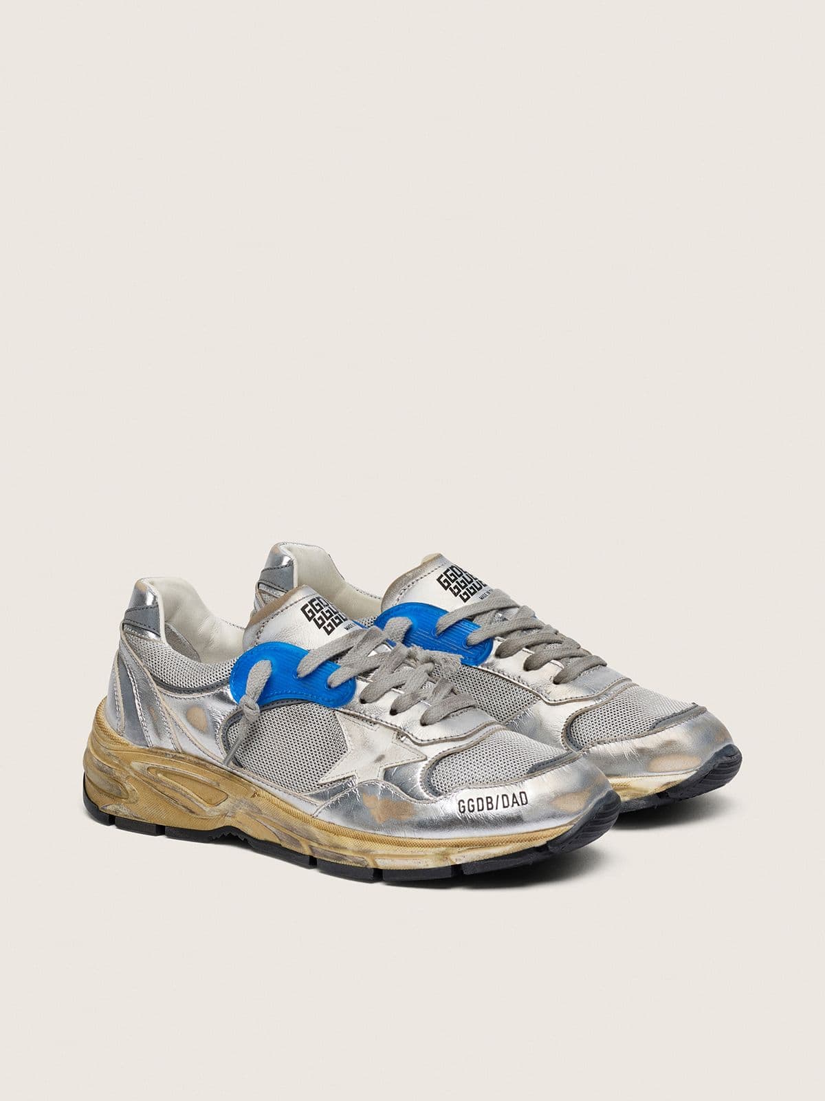 Women's Dad-Star in silver laminated leather and mesh with white leather star and silver heel tab - Golden Goose Women