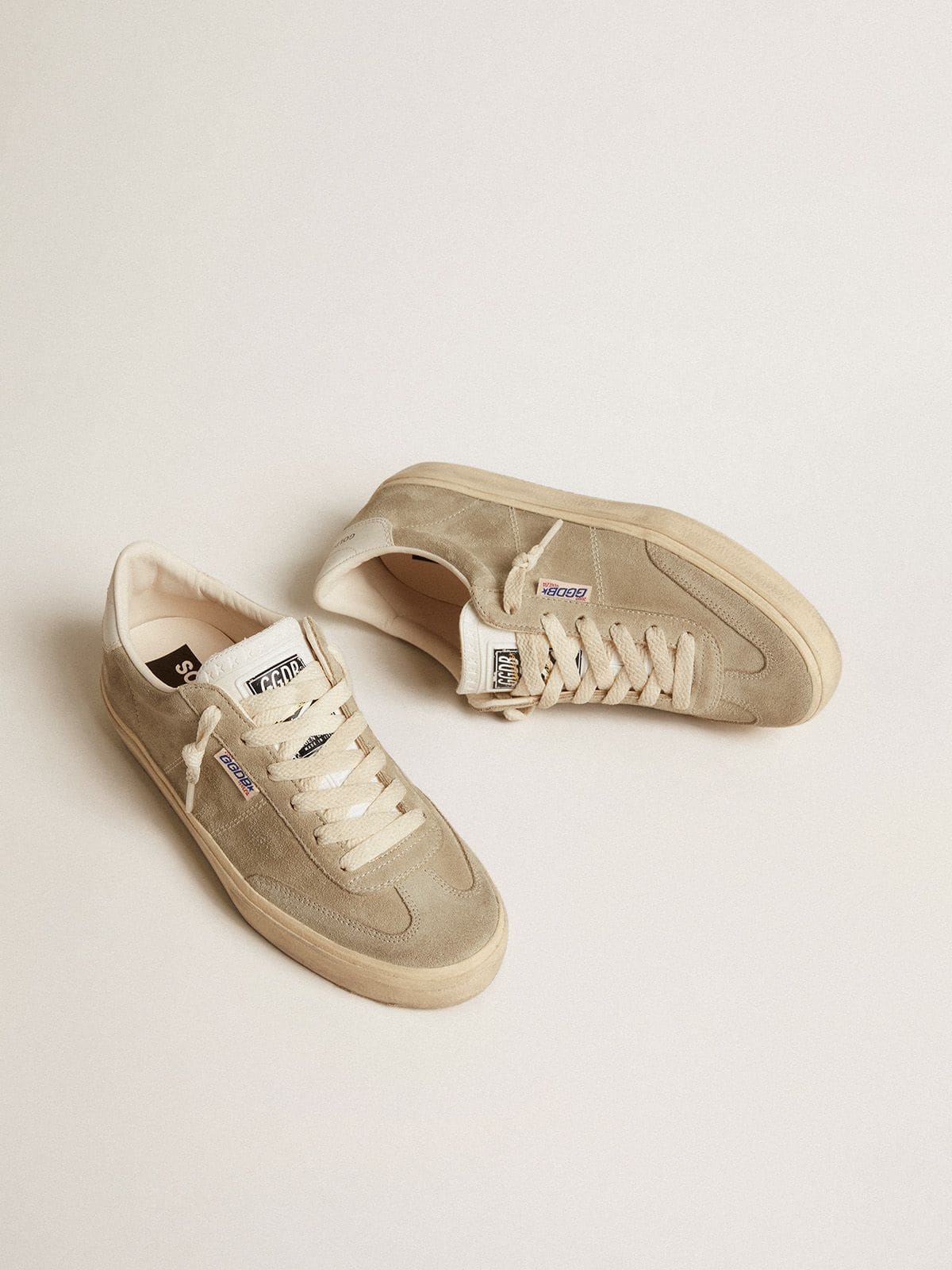 Women's Soul Star in beige suede with white leather heel tab - Golden Goose Women