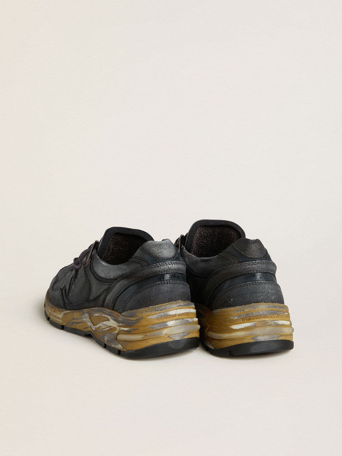 Women's Dad-Star in black naplak and crackle leather with black star and heel tab - Golden Goose Women
