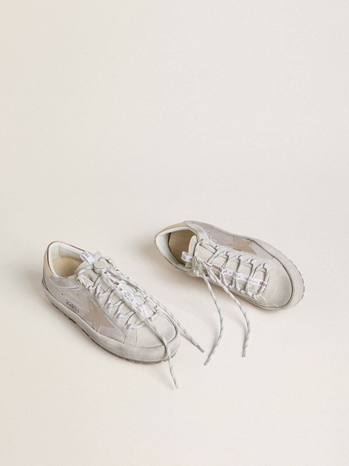 Women's Super-Star Ski in light gray nylon with metallic leather star and heel tab - Golden Goose Women