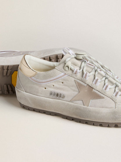 Women's Super-Star Ski in light gray nylon with metallic leather star and heel tab - Golden Goose Women
