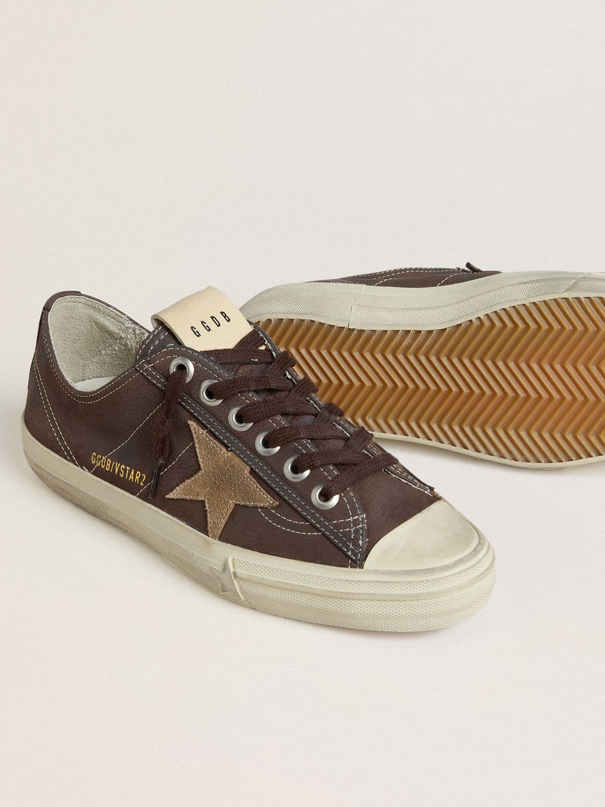 Women's V-Star in brown nubuck with tobacco-colored suede star - Golden Goose Women