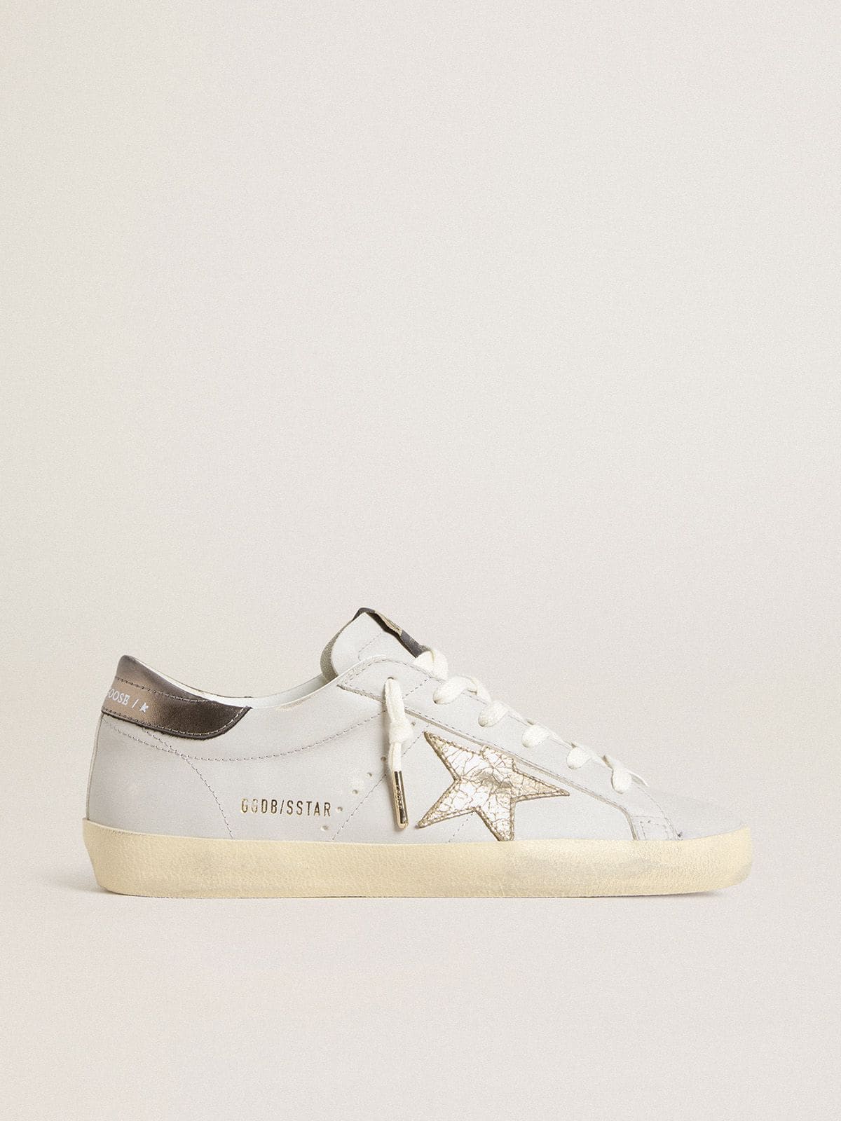 Super-Star with crackle leather star and metallic foiled leather heel tab - Golden Goose Women