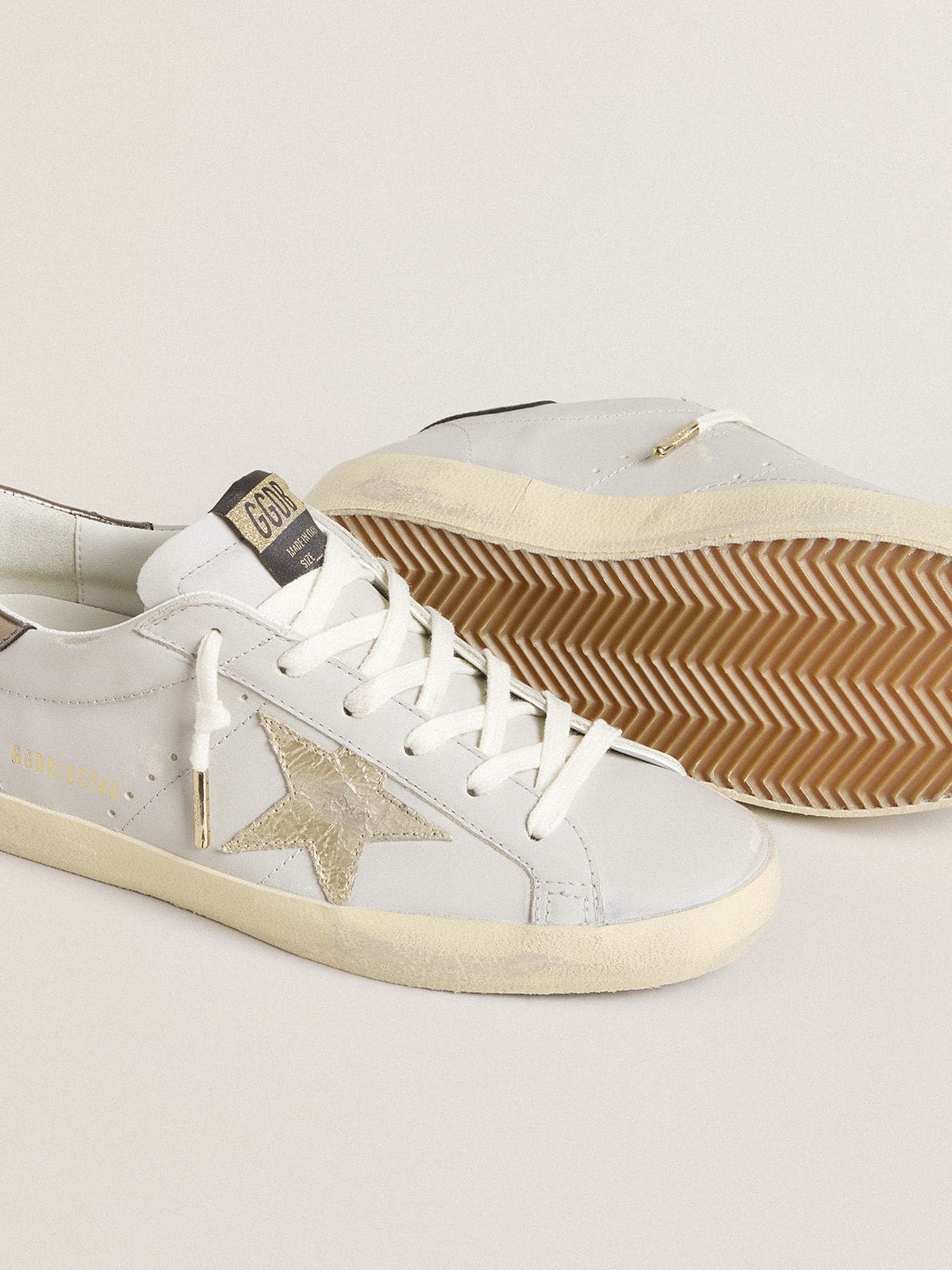 Super-Star with crackle leather star and metallic foiled leather heel tab - Golden Goose Women