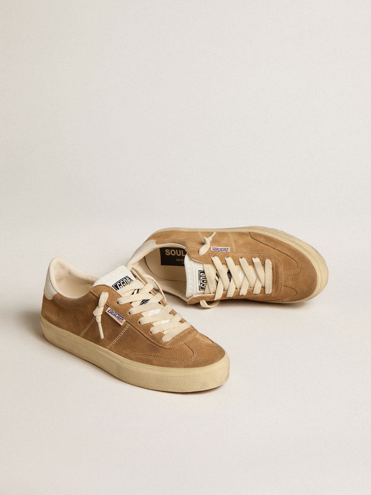 Women's Soul Star in camel-colored suede with white leather heel tab and tongue - Golden Goose Women