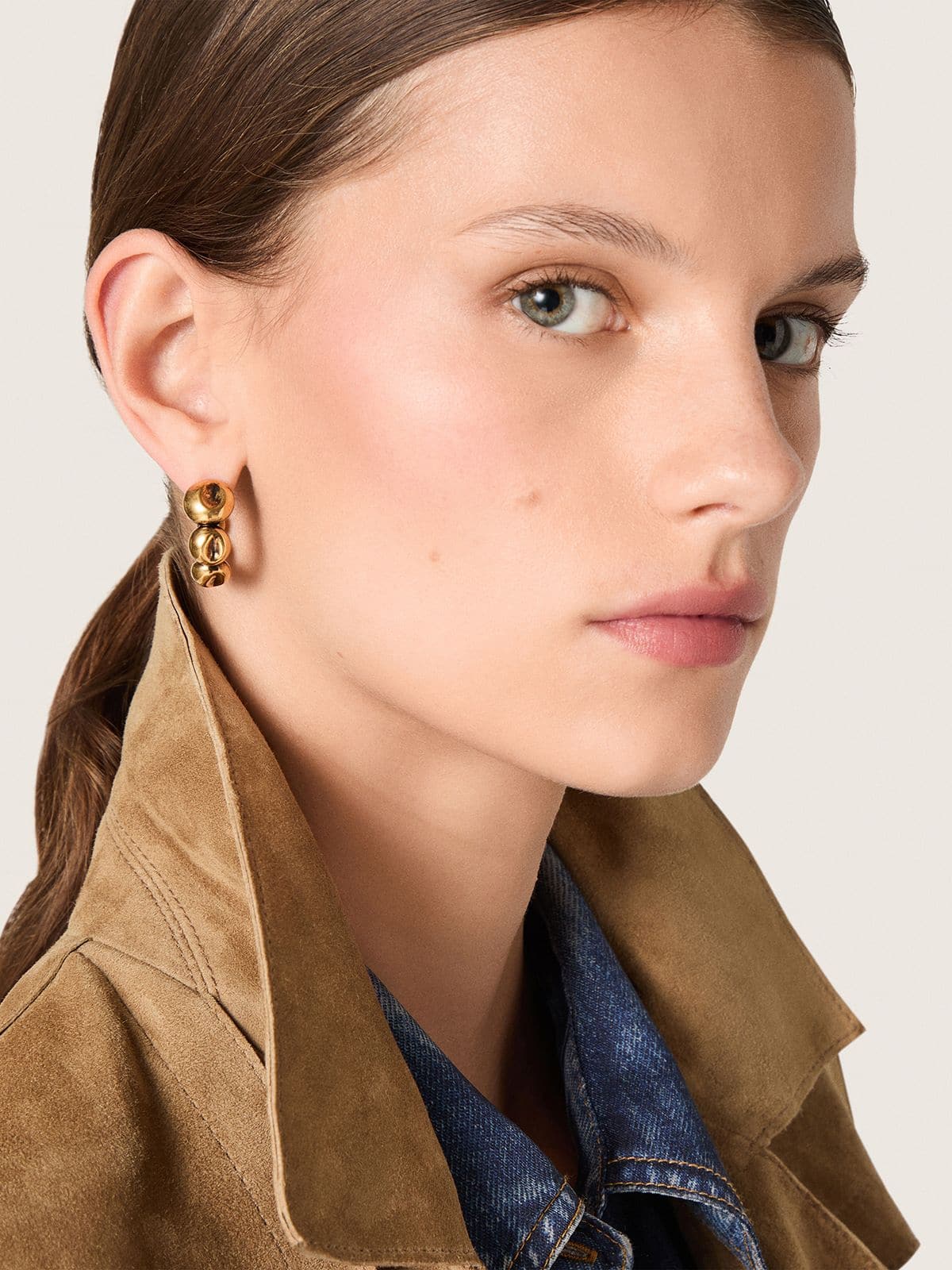 Hoop earrings with antique gold-colored studs - Golden Goose Women