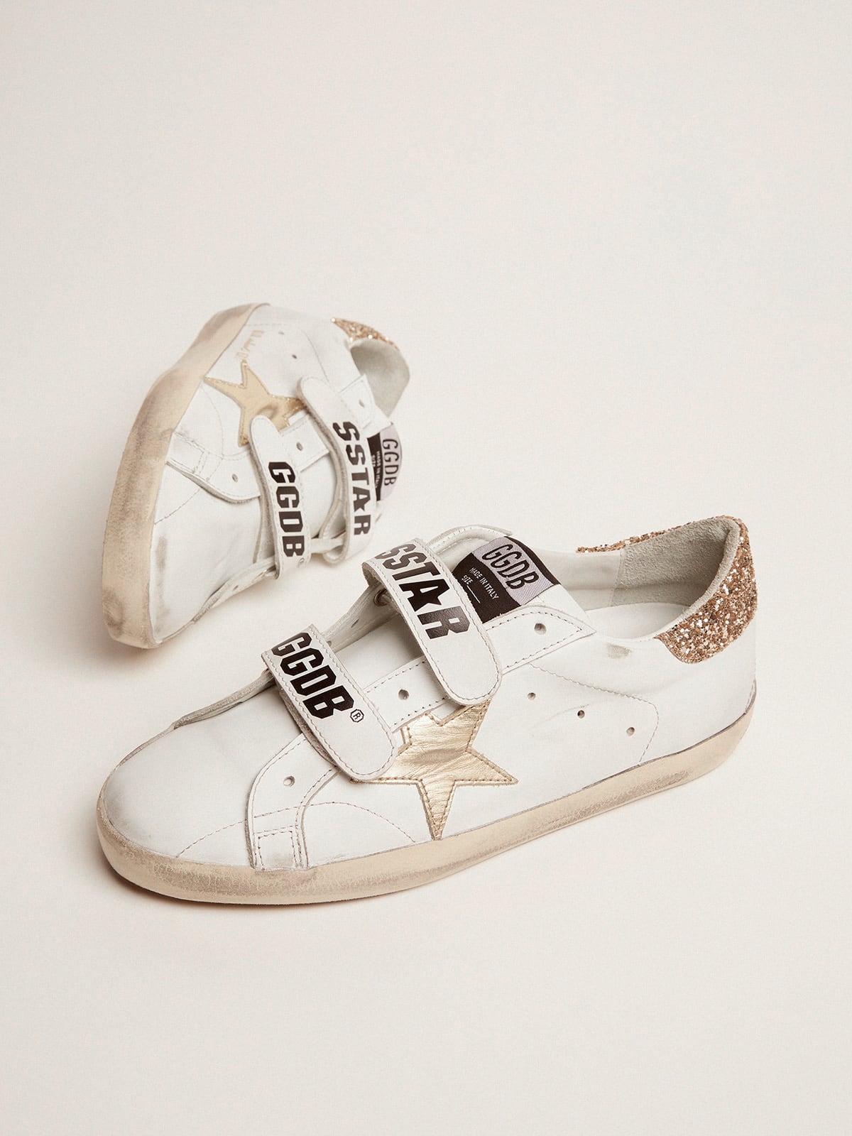 Women's Old School with gold star in laminated leather - Golden Goose Women