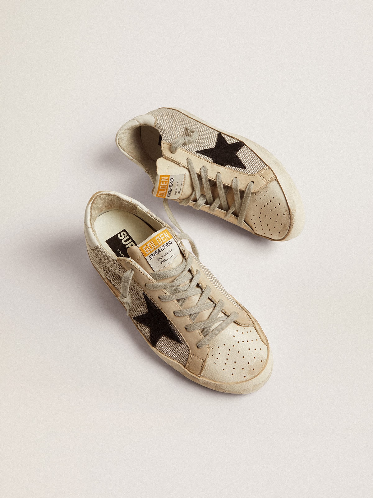 Women's Super-Star in leather with black star - Golden Goose Women