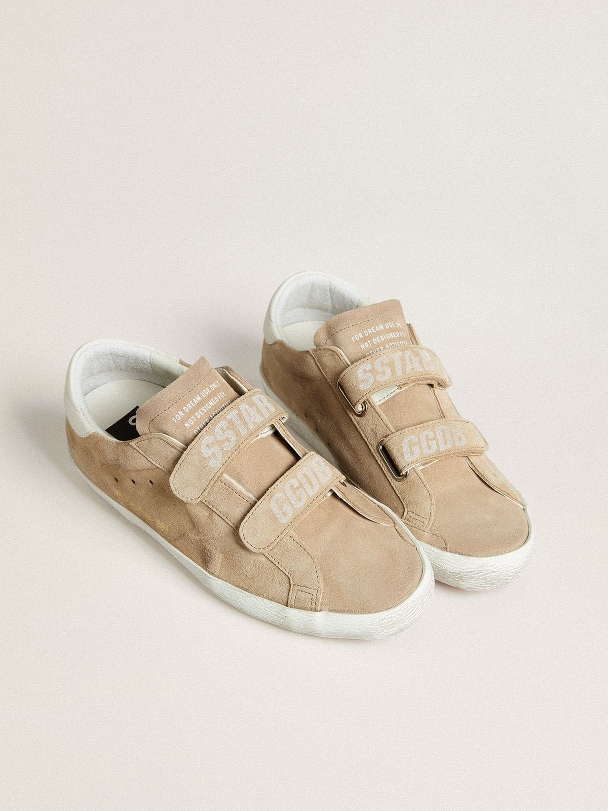 Women’s Old School in beige suede with white leather heel tab - Golden Goose Women