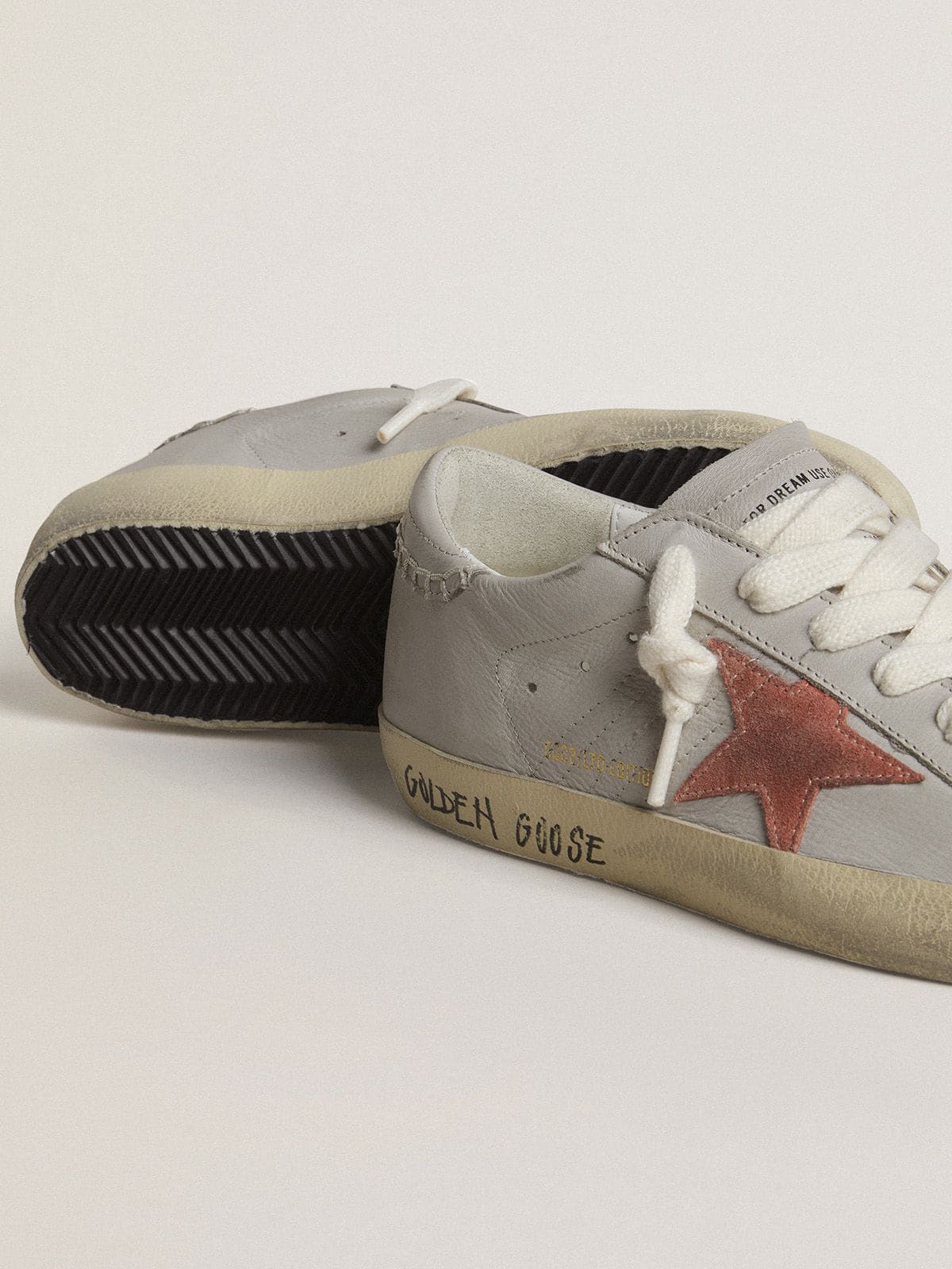 Women's Super-Star LTD in gray leather with brick-red suede star - Golden Goose Women
