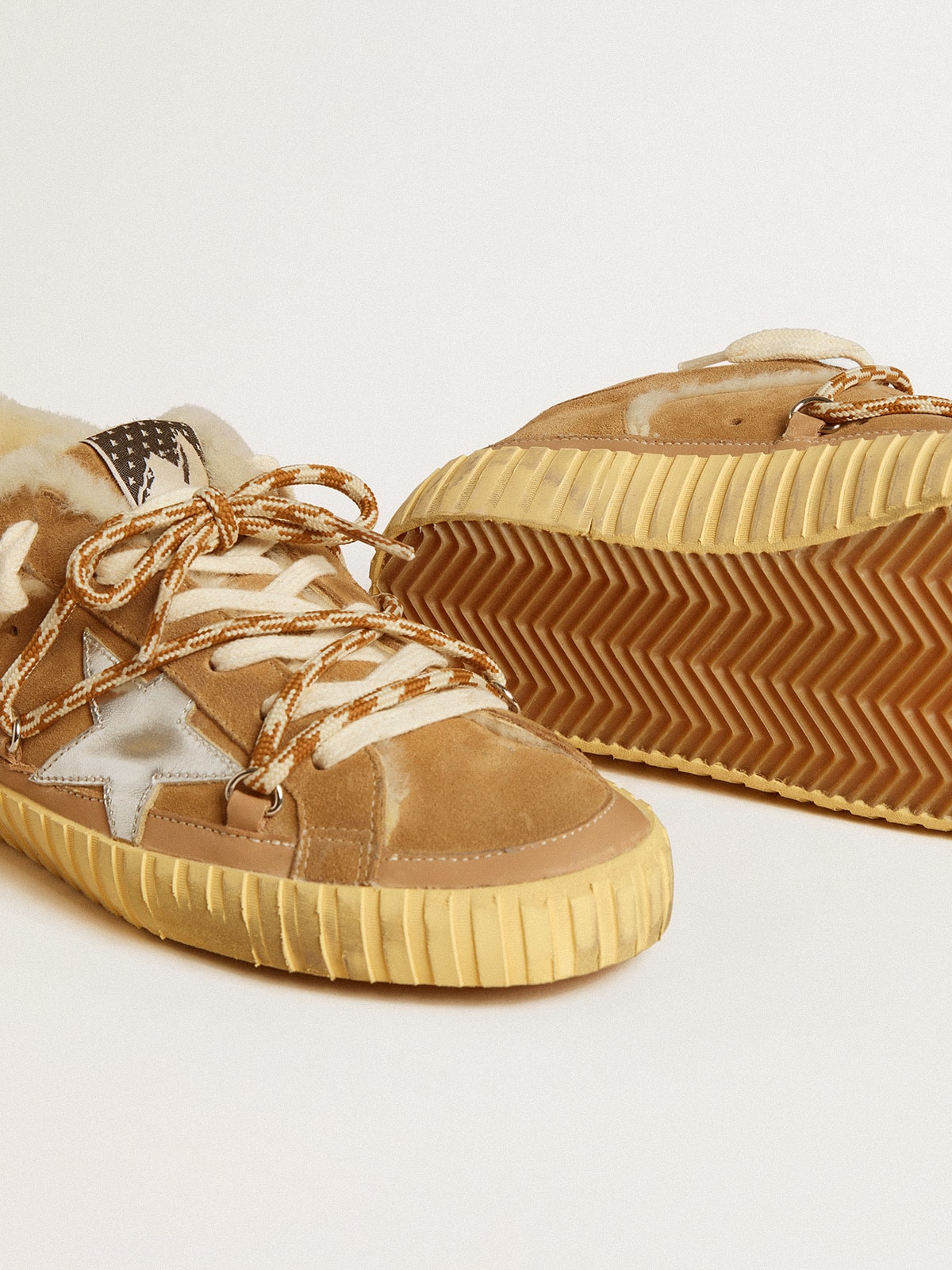 Super-Star in beige suede and shearling with metallic leather star - Golden Goose Women