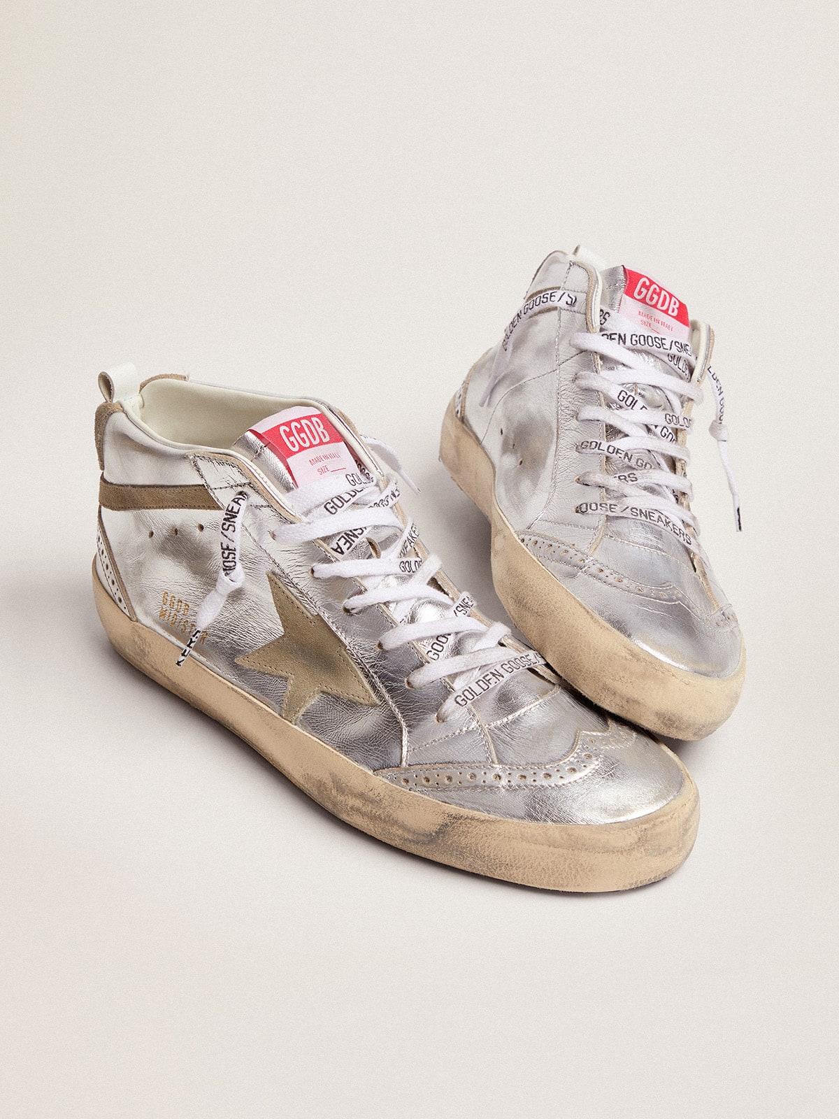 Women's Mid Star in silver laminated leather with dove gray star - Golden Goose Women