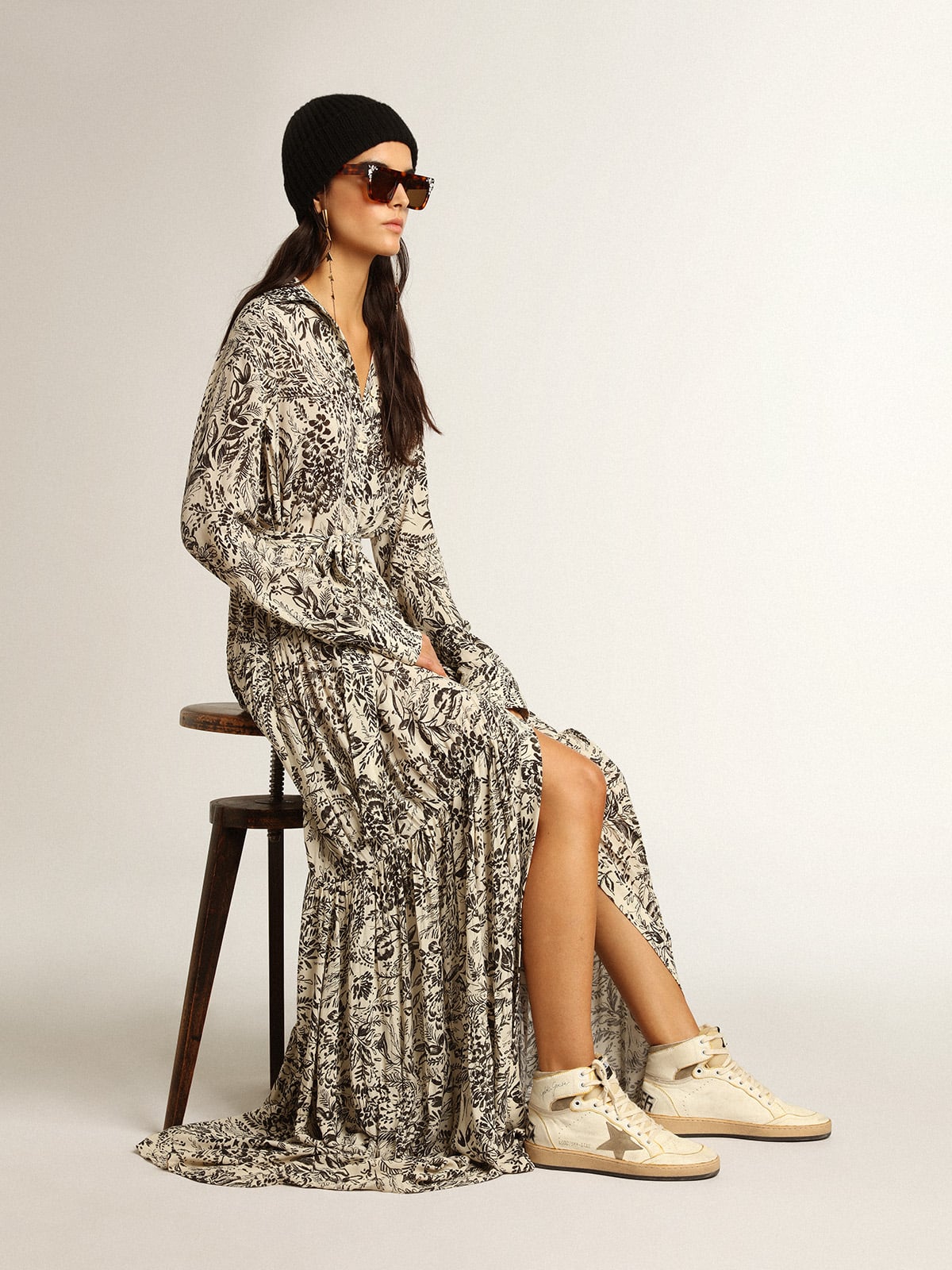 Women’s Sky-Star in white nappa leather with dove-gray suede star - Golden Goose Women