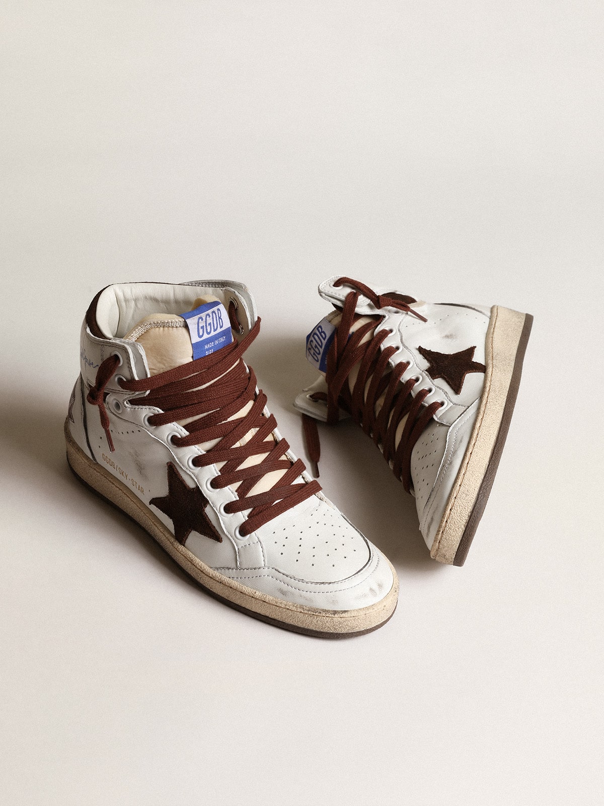 Women’s Sky-Star in white nappa leather with chocolate suede star - Golden Goose Women