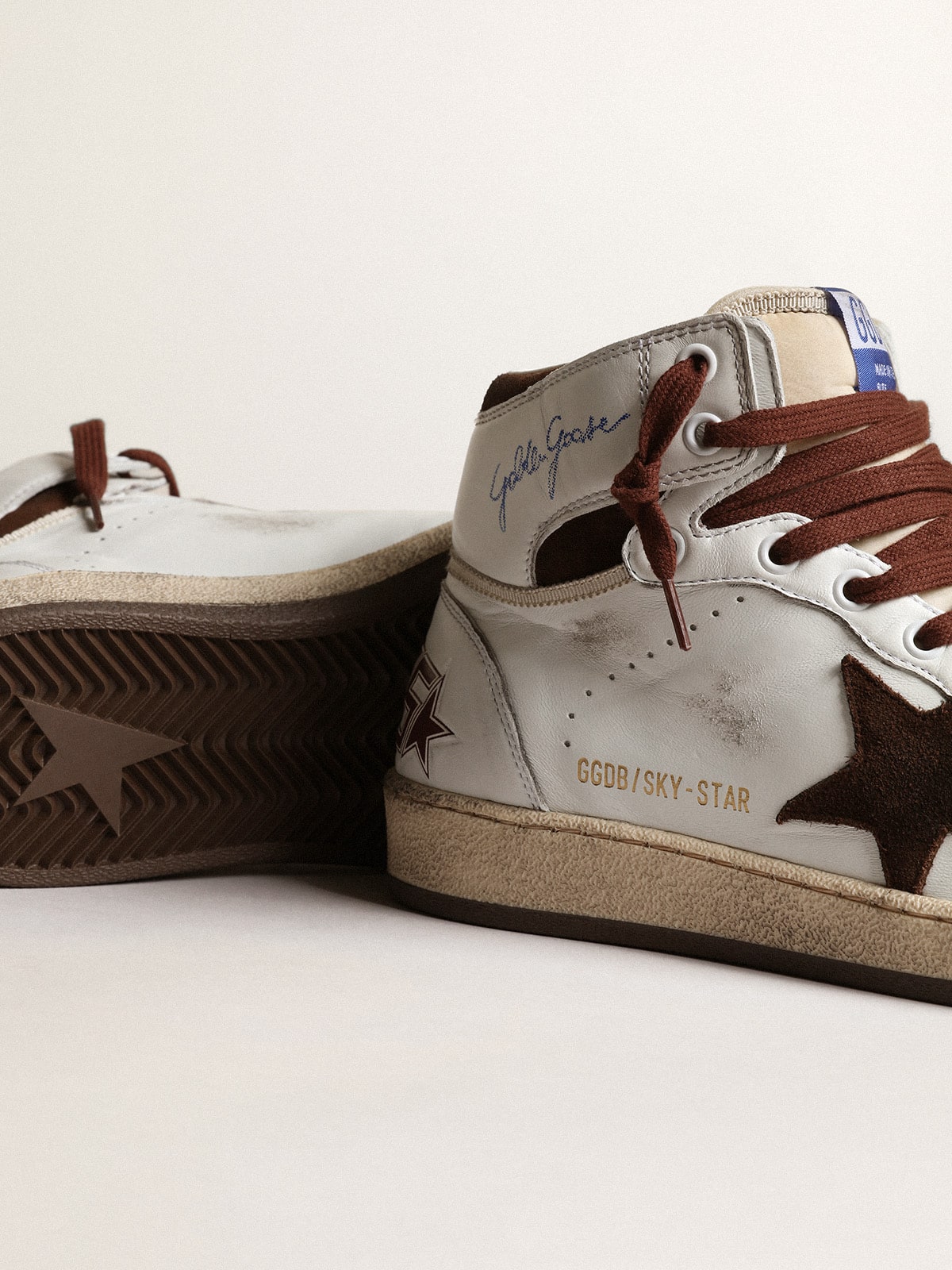 Women’s Sky-Star in white nappa leather with chocolate suede star - Golden Goose Women