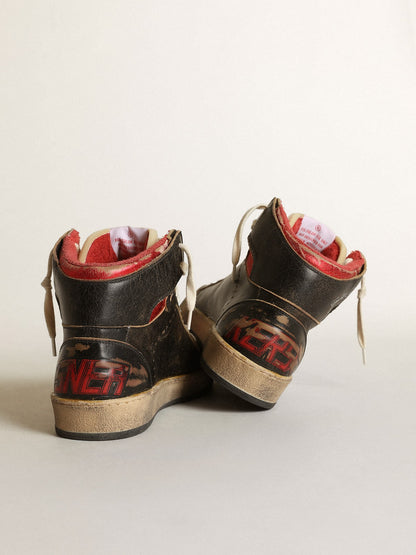 Women's Sky-Star in black glossy leather with red star - Golden Goose Women