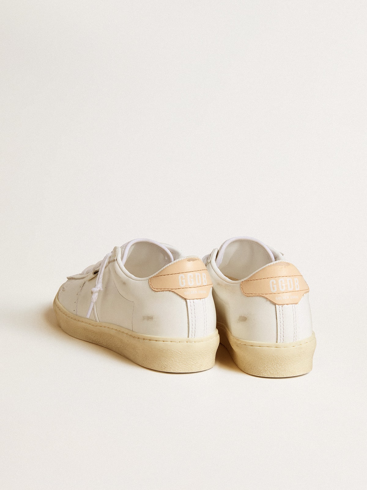 Matchstar in leather with peach pink heel tab - Golden Goose Women