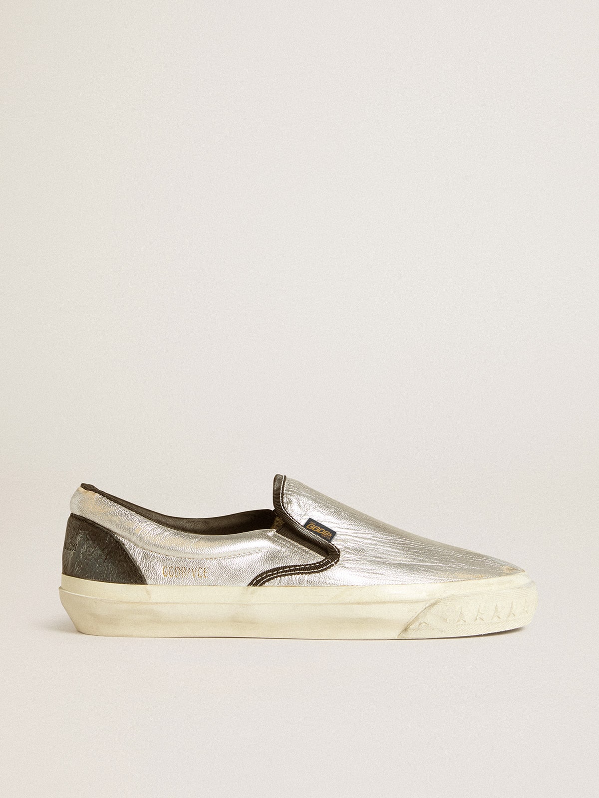 Women's VCE Penstar in metallic silver leather with black leather heel tab - Golden Goose Women
