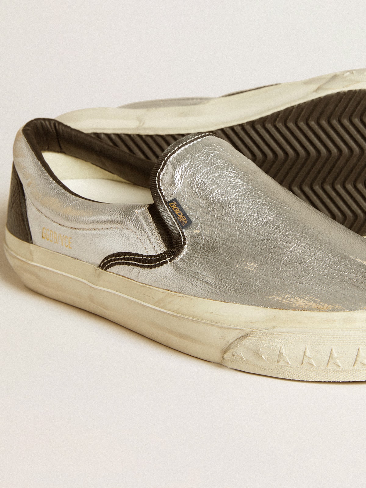 Women's VCE Penstar in metallic silver leather with black leather heel tab - Golden Goose Women
