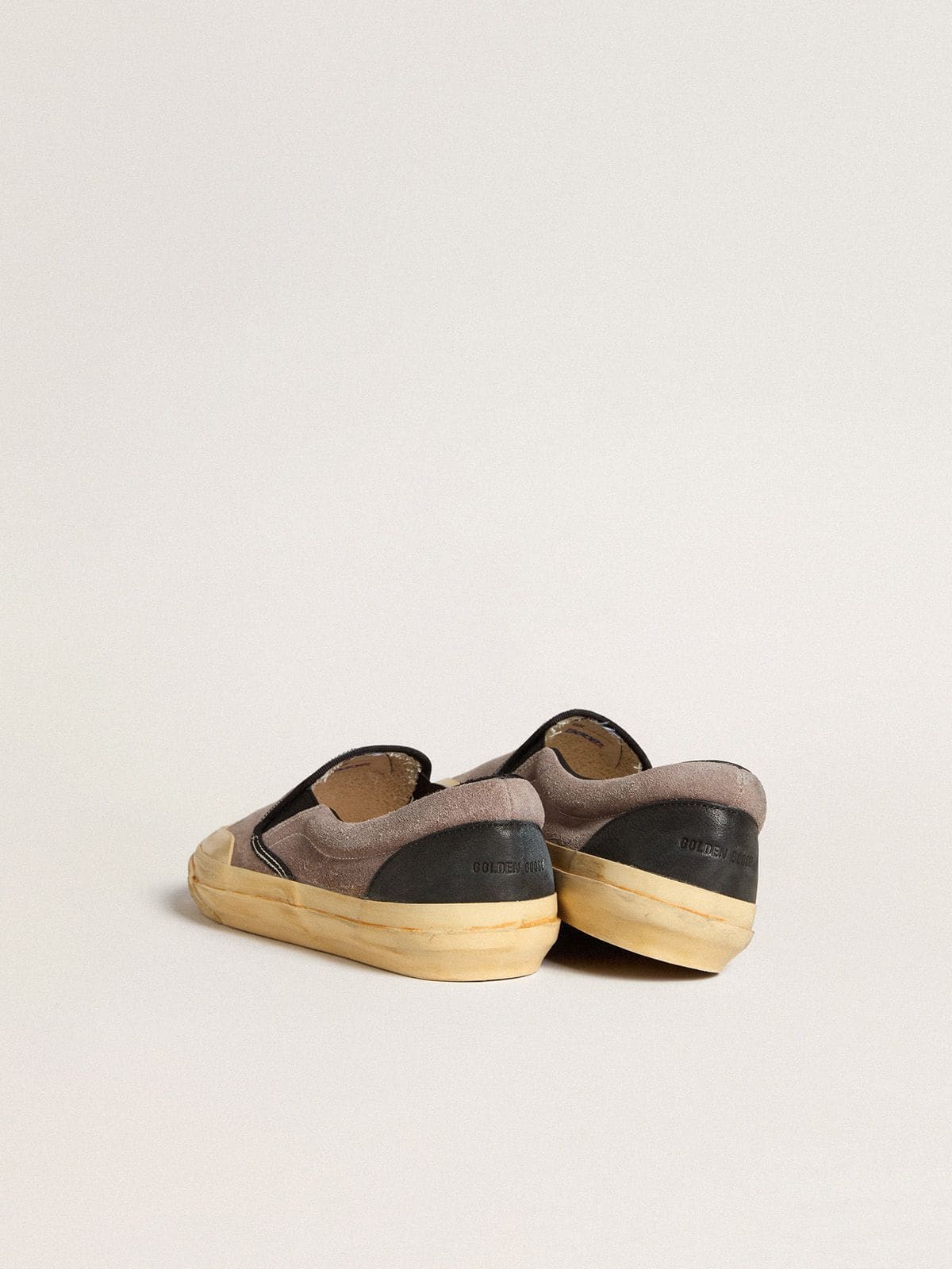 Women's VCE Penstar in dove-gray suede with black leather heel tab - Golden Goose Women