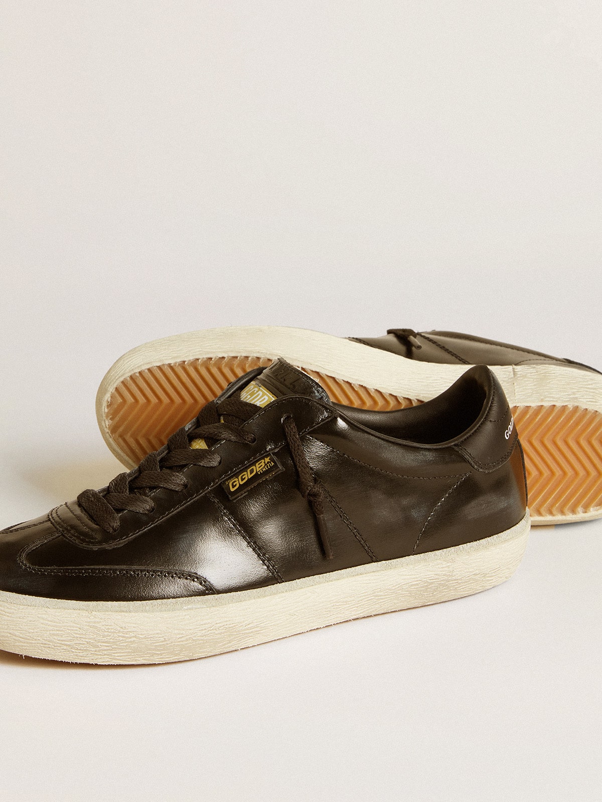 Women's Soul Star in black patent leather with black leather heel tab - Golden Goose Women