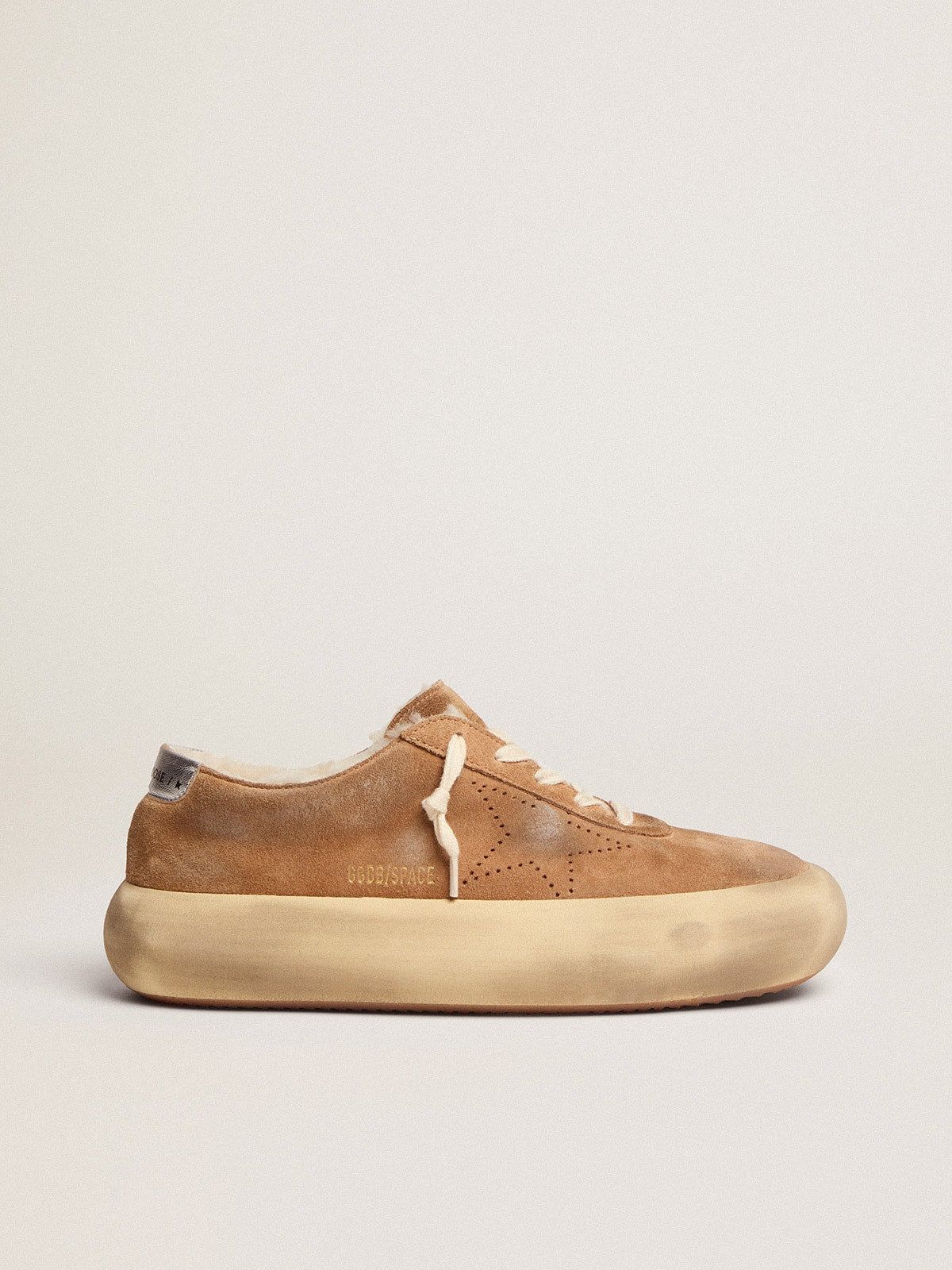 Women's Space-Star shoes in tobacco-colored suede with shearling lining - Golden Goose Women