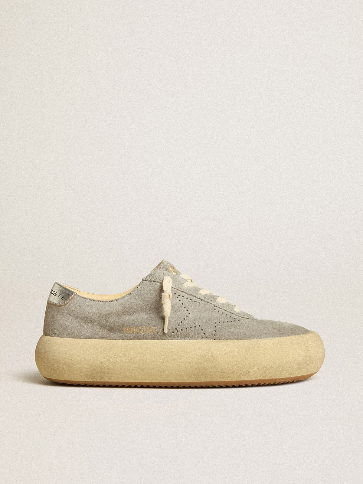 Women's Space-Star shoes in ice-gray suede with perforated star - Golden Goose Women