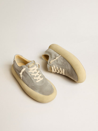 Women's Space-Star shoes in ice-gray suede with perforated star - Golden Goose Women