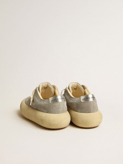 Women's Space-Star shoes in ice-gray suede with perforated star - Golden Goose Women