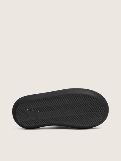 Women's Space-Star slip-ons in black leather - Golden Goose Women