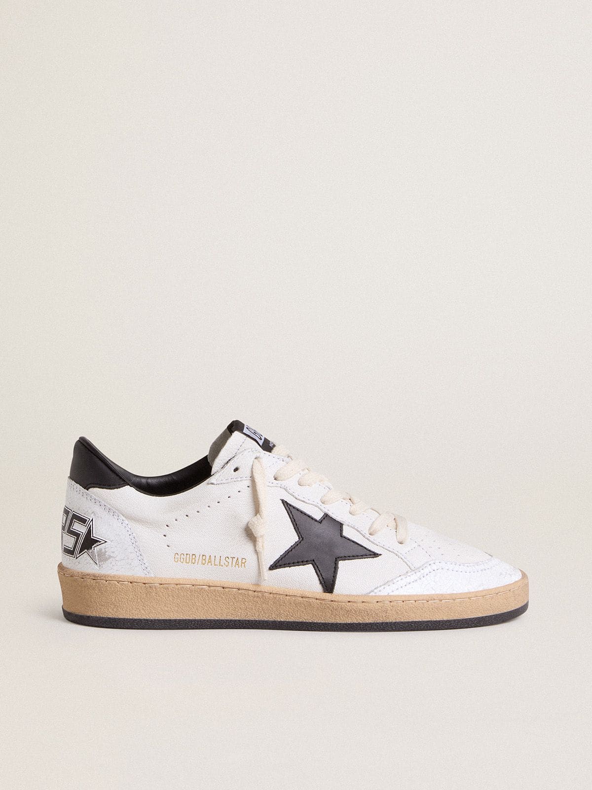 Women's Ball Star in nappa with black star and black heel tab - Golden Goose Women