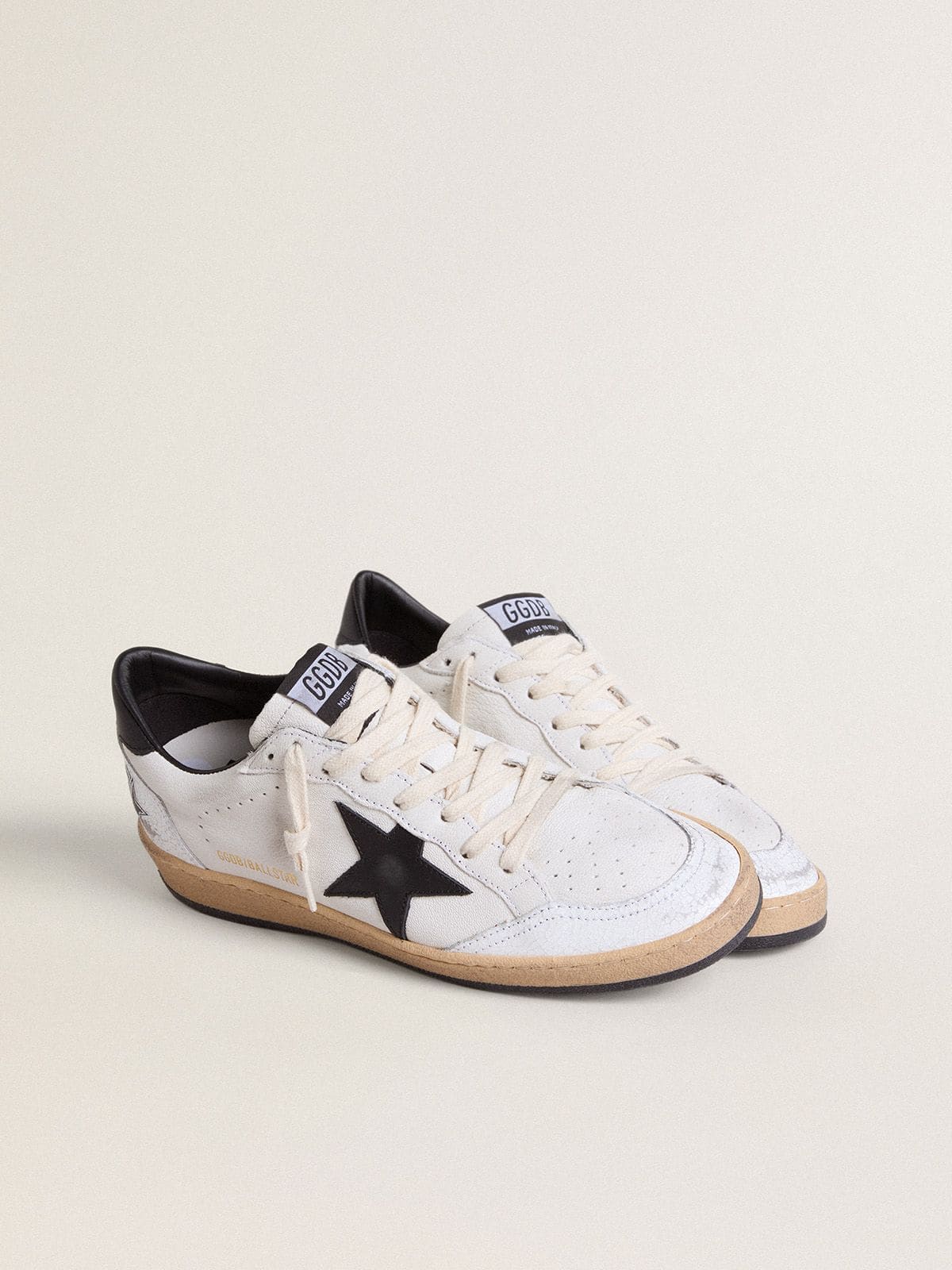 Women's Ball Star in nappa with black star and black heel tab - Golden Goose Women