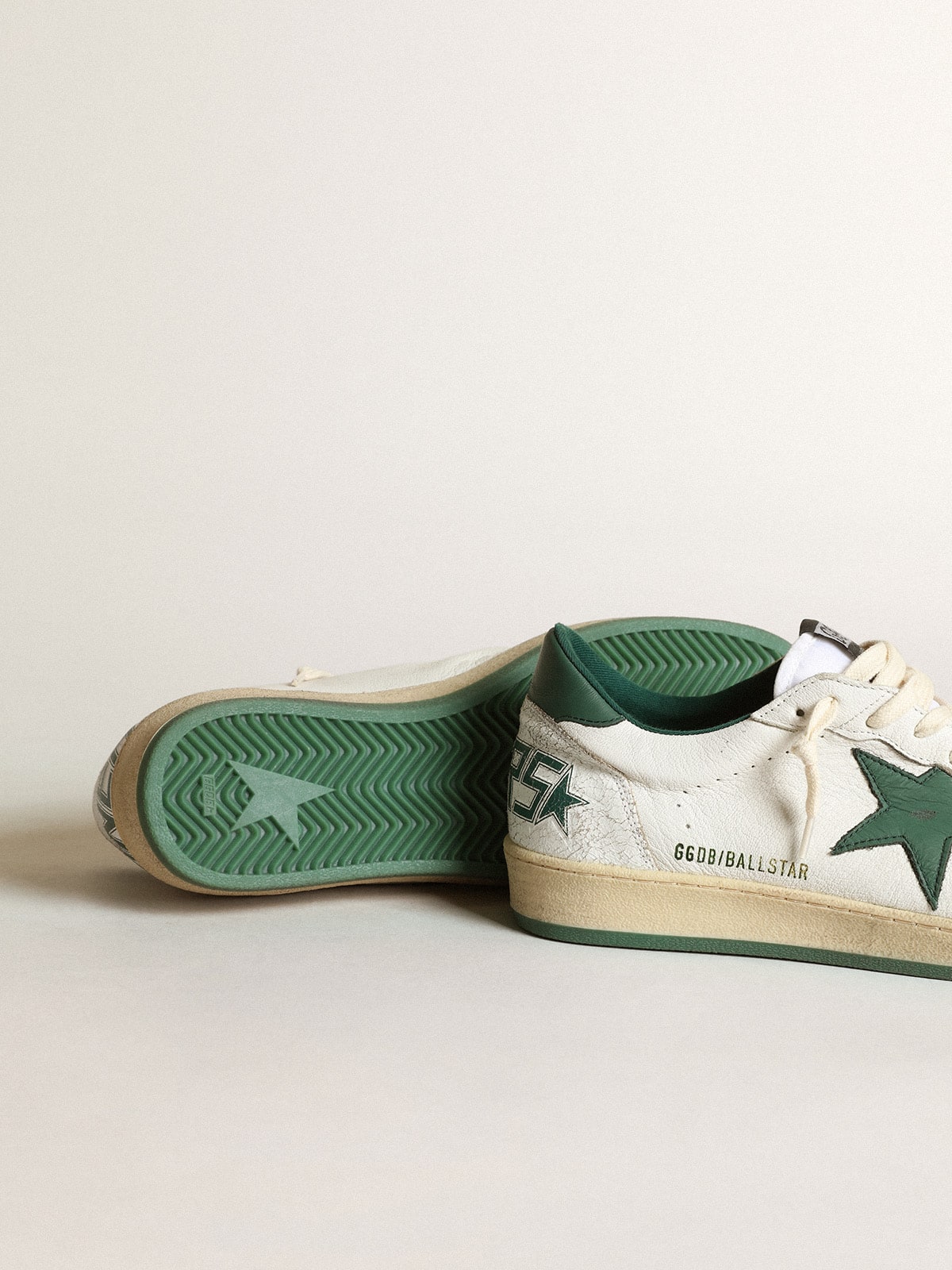 Women's Ball Star in white nappa leather with green leather star and heel tab - Golden Goose Women