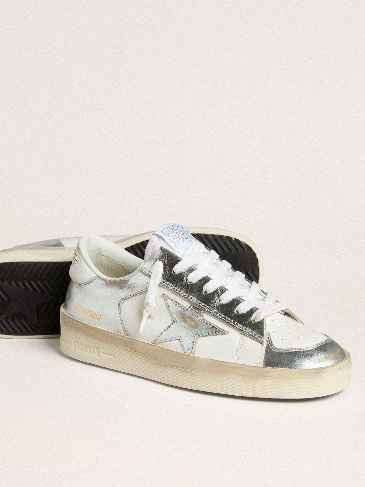 Stardan in silver foiled leather with white heel tab - Golden Goose Women