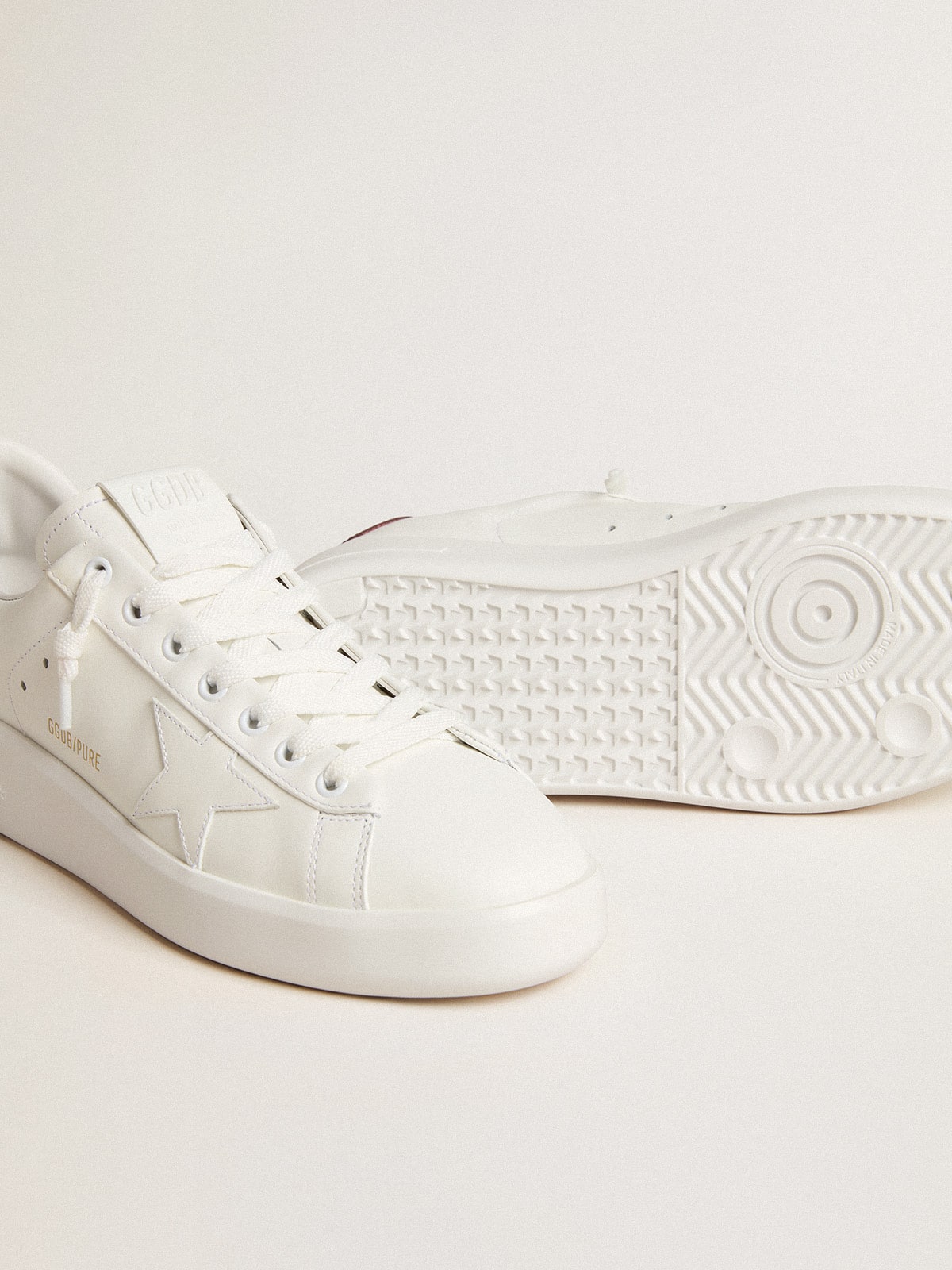 Purestar with white leather star and plum leather heel tab - Golden Goose Women
