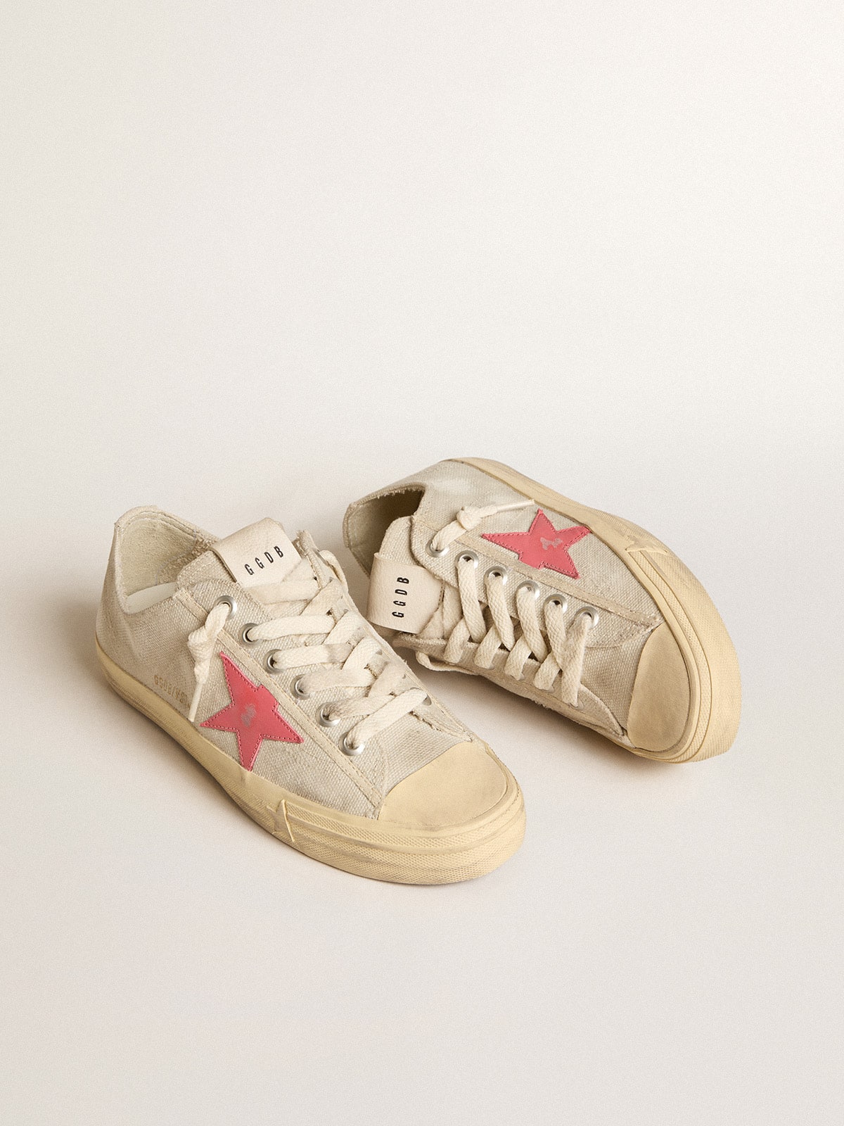 Women's V-Star in light gray canvas with a red leather star - Golden Goose Women