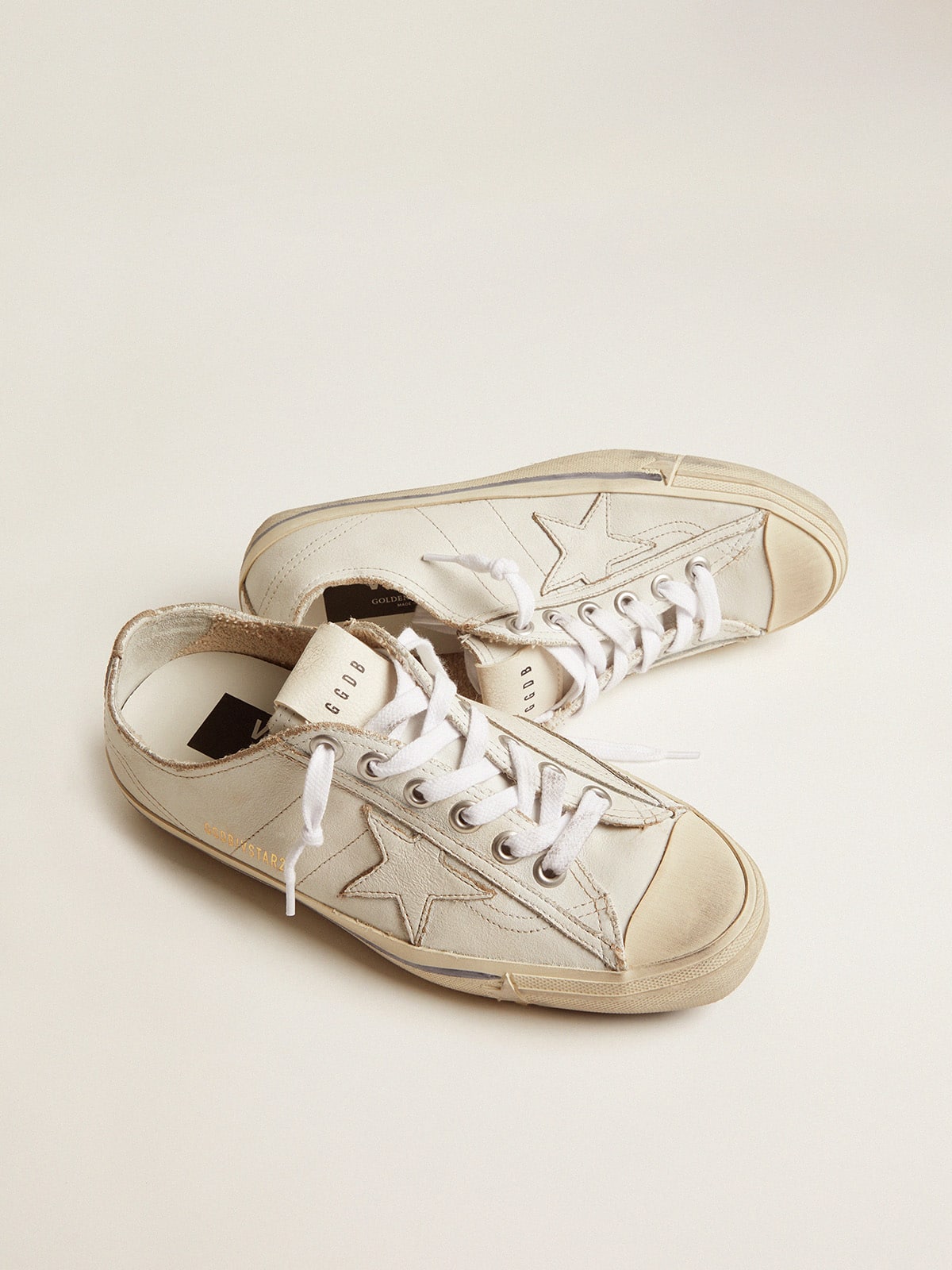 Women's V-Star in vintage effect leather - Golden Goose Women