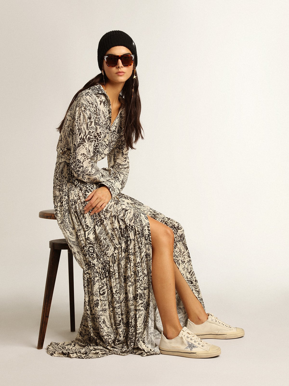 V-Star in beige canvas with a silver glitter star - Golden Goose Women