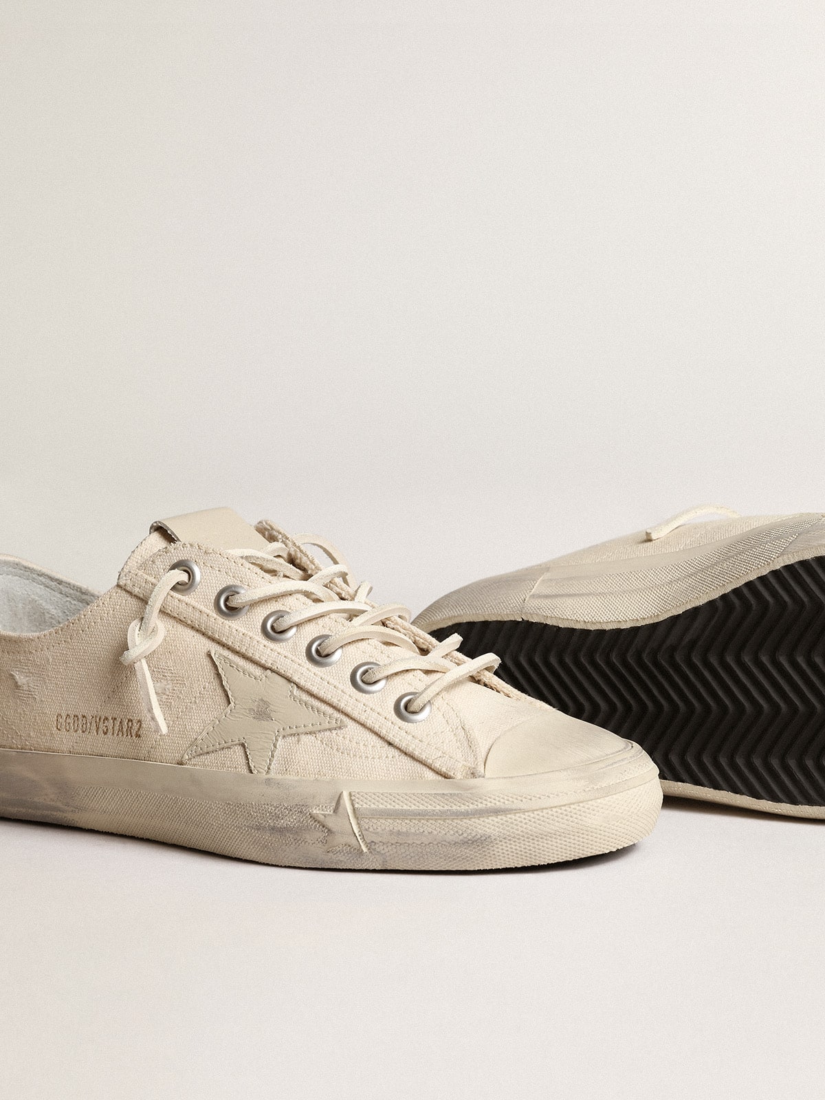 V-Star in light cream canvas with milk-white leather star - Golden Goose Women