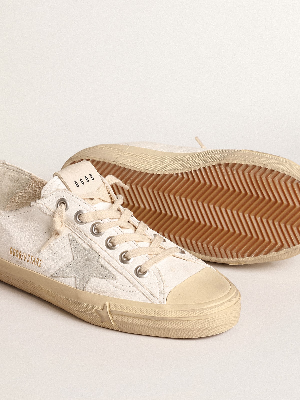 V-Star in nappa leather with ice-gray suede star and heel tab - Golden Goose Women