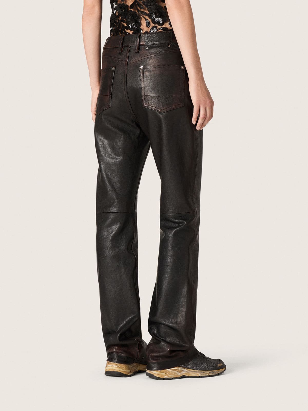 Women's pants in dark burgundy nappa with vintage finish - Golden Goose Women