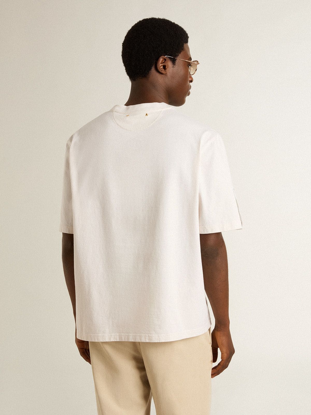 White unisex T-shirt with Mediterranean print and Pescheria Golden patch on the sleeve - Golden Goose Women|Men