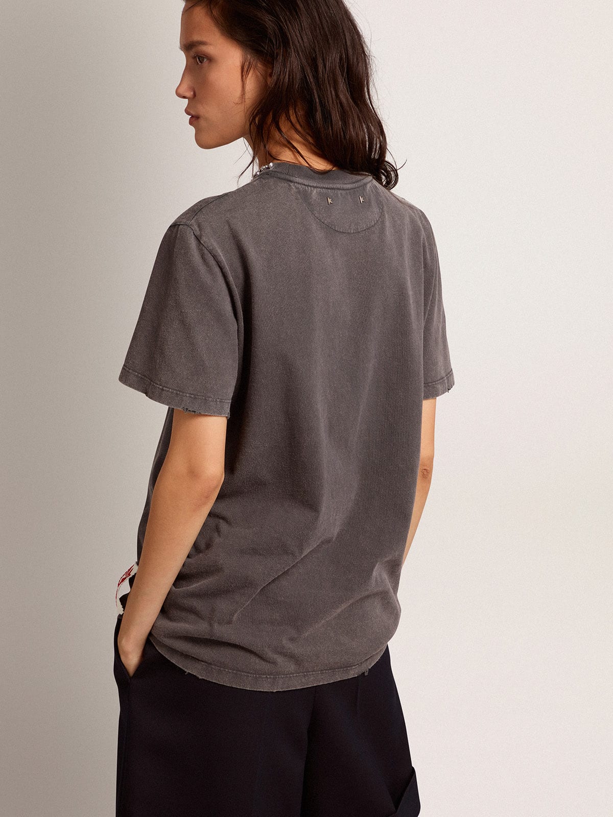 Women's anthracite gray T-shirt with crystals - Golden Goose Women